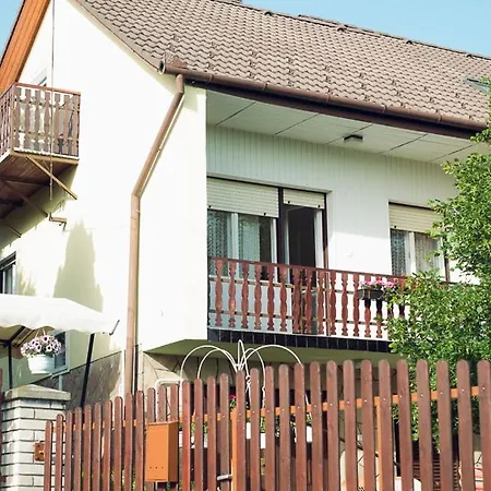 Gecsek Haz